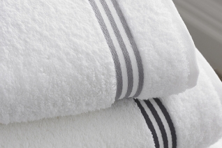9 consejos rápidos para organizar tu armario de ropa blanca