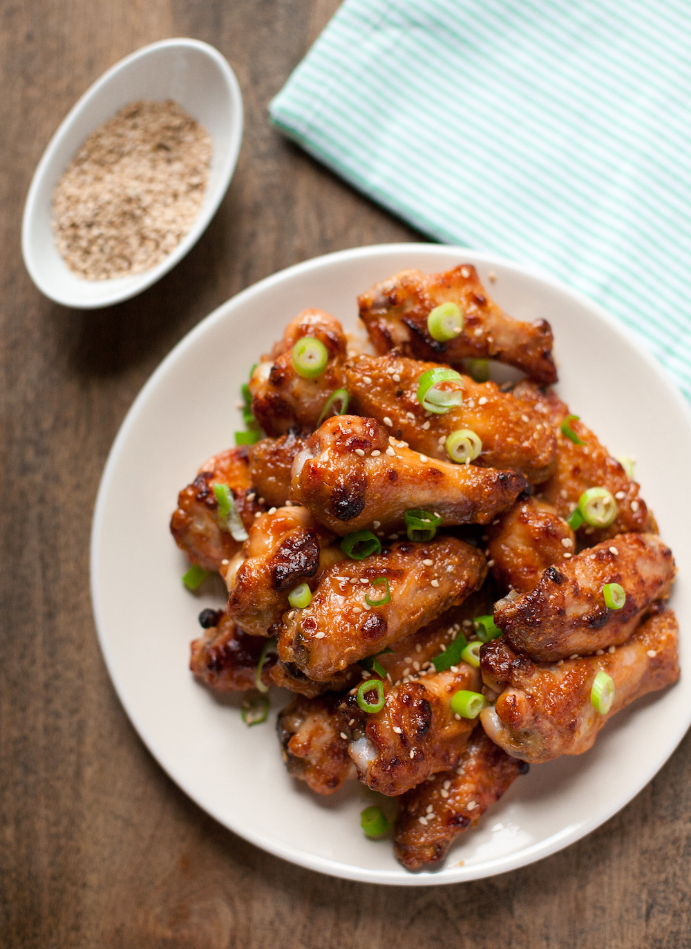 Alitas de pollo glaseadas con Tahini - Un batidor calculado
