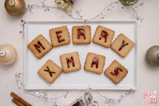 Alfabeto galletas de linzer de arándano