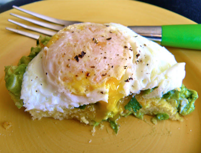 Arepas Petit Déjeuner Avec Guacamole -