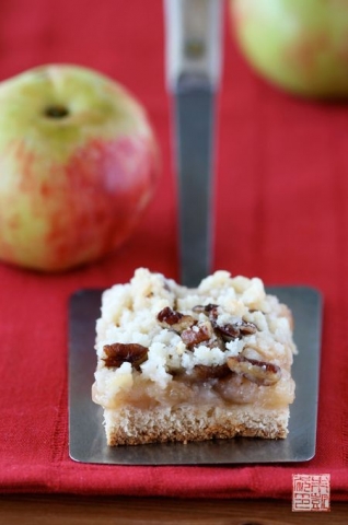 Barras de Apple, Pecan, y Canela Crumbl
