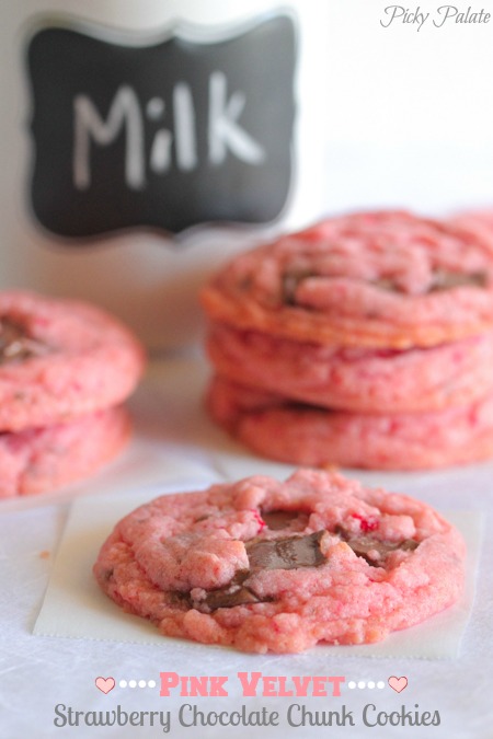 Galletas de terciopelo rosa fresa chocolate Chunk