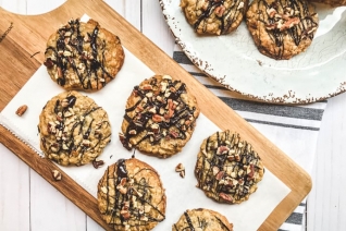 Galletas de chispas de chocolate con avena y pacanas
