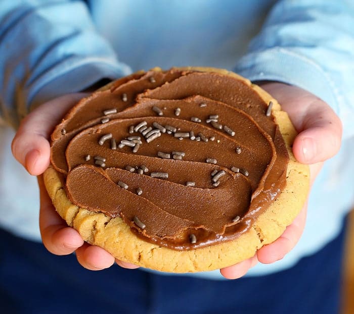 &iexcl;Este Ganache de chocolate con mantequilla de man&iacute; y mantequilla te sorprender&aacute;!