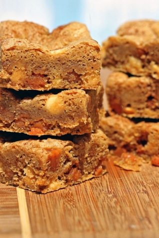 Blondies De Caramelo De Chocolate Blanco