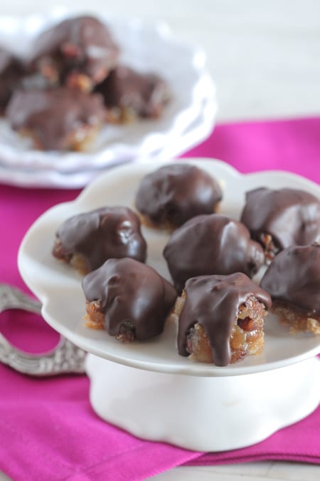 Mordeduras De Pastel De Pecan Cubiertas De Chocolate