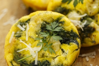 Sanos y ricos en proteínas simples picaduras de huevo