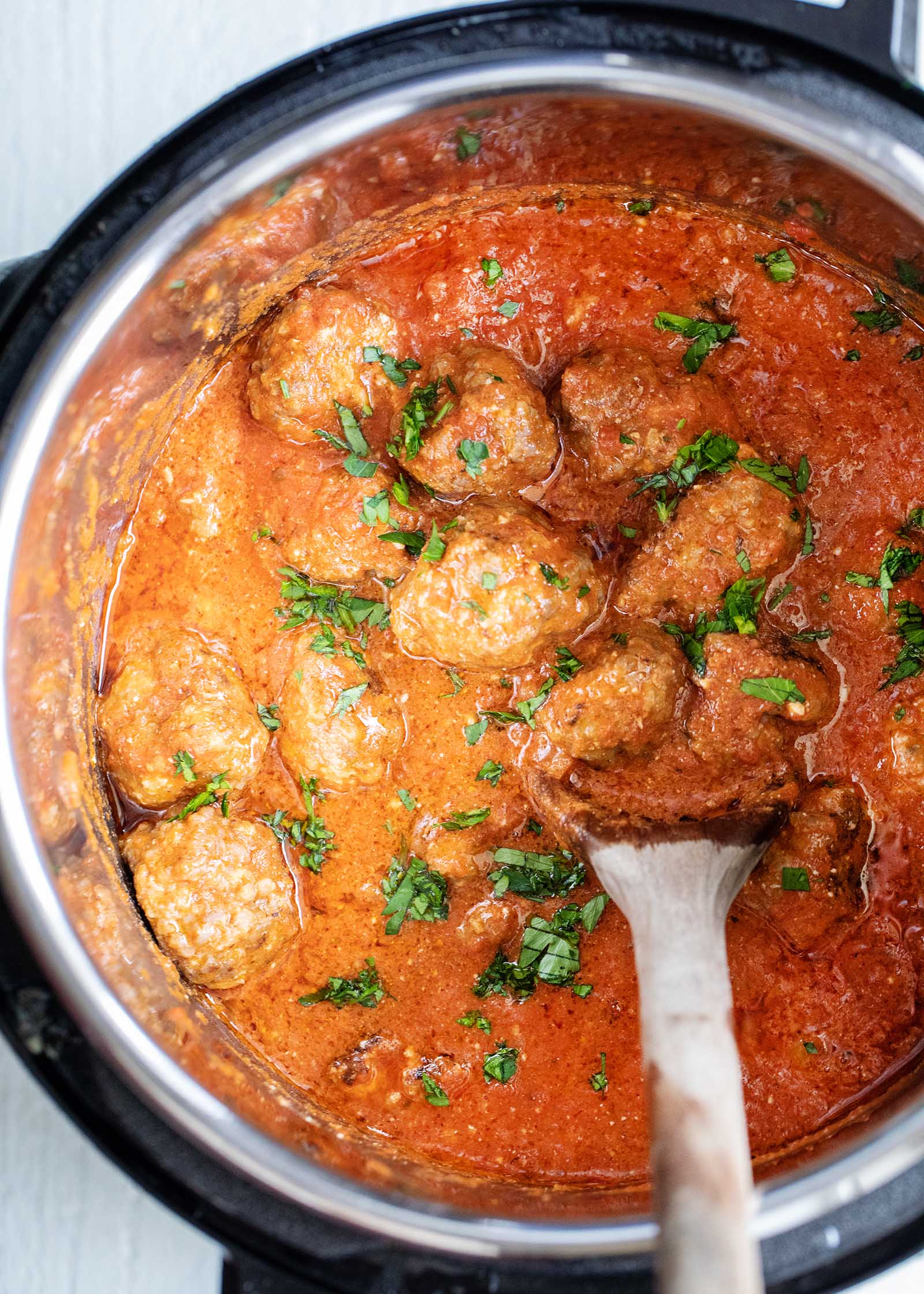 Boulettes de saucisse à la mijoteuse pour une fête