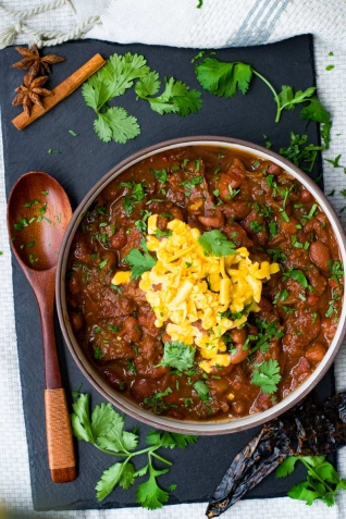 Instant Pot Chili [Carne molida picante o costillas a la brasa]