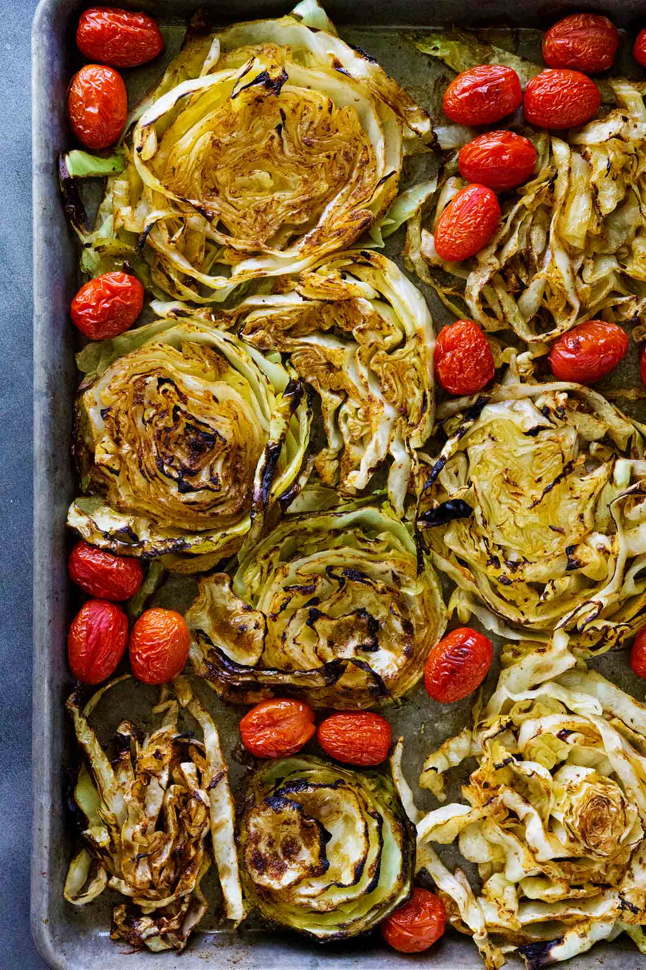 Take cabbage to the next level with roasted cabbage and tomatoes. Spiced to perfection and roasted, the cabbage is sure to satisfy those veggies cravings!