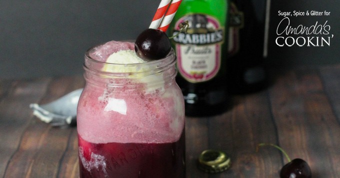CĂłctel de cereza negra flotante