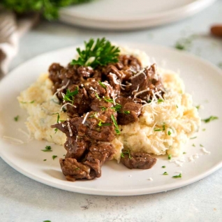 Puntas De Carne En Salsa De Vino Tinto