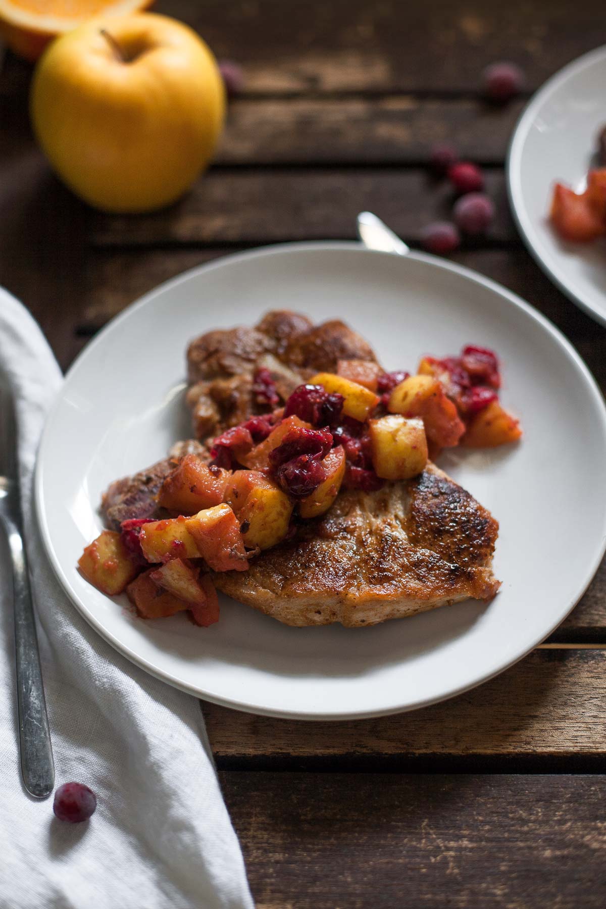 Chuletas De Cerdo Con Compota De Arándano Y Manzana (# 30MinuteMondays)