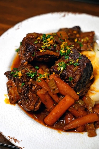 Costillas Estofadas Con Cítricos Gremolata