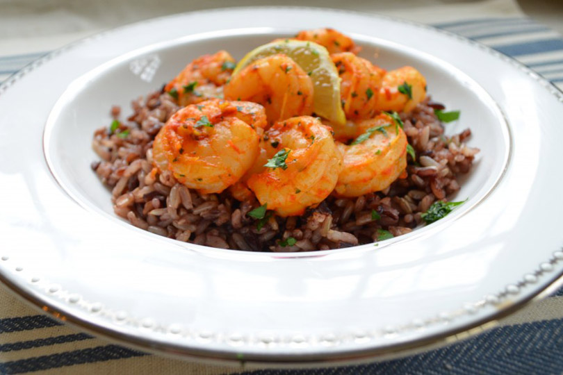 Camarones Harissa Picantes Con Arroz Salvaje