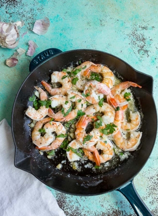 Camarones A La Mantequilla De Ajo