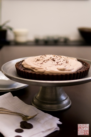 {Revisión del libro de cocina}: Tarta de chocolate con plátano asado de Guittard