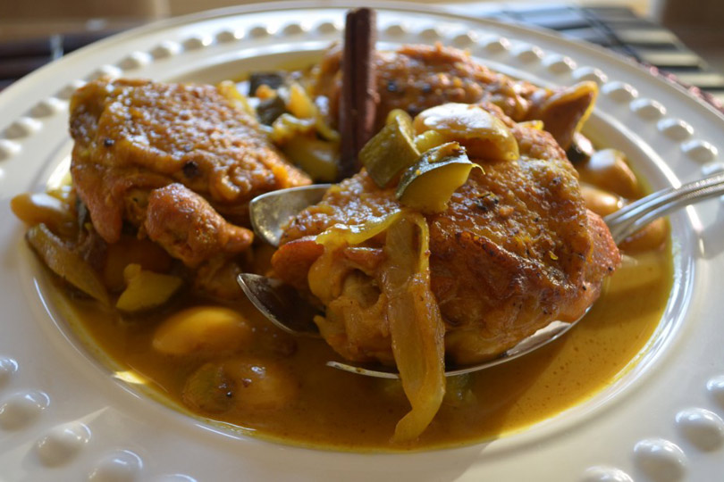 Muslos De Pollo Estofado MarroquĂ