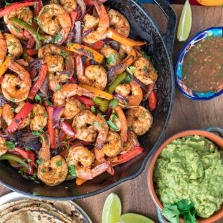 Fajitas De Camarones A La Parrilla