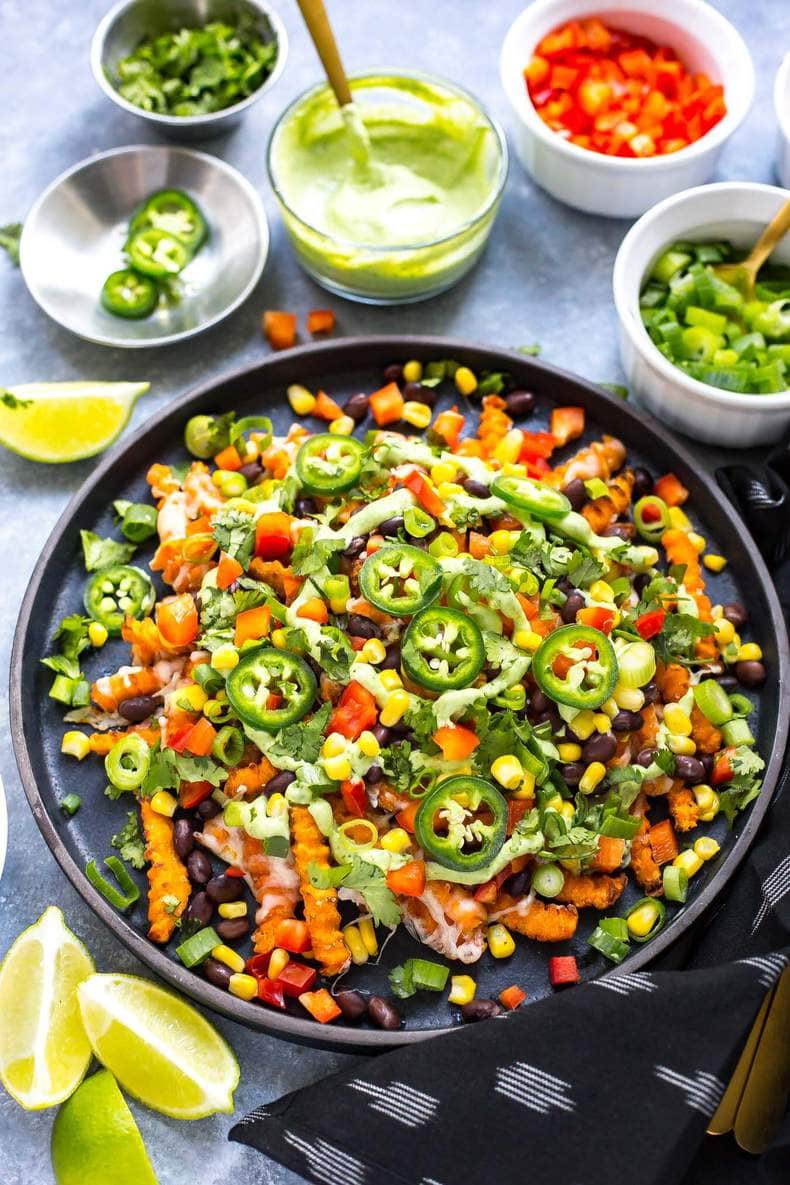 Papas fritas de camote Tex Mex cargadas f&aacute;ciles