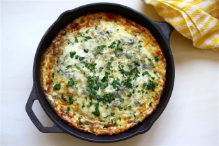 Espárragos Asados ​​Y Frittata De Jamón