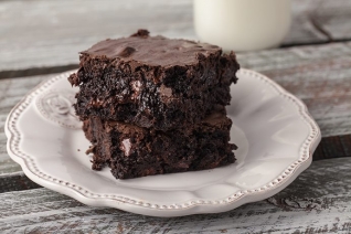Fudgy Cakey tamaño familiar decadentes Brownies