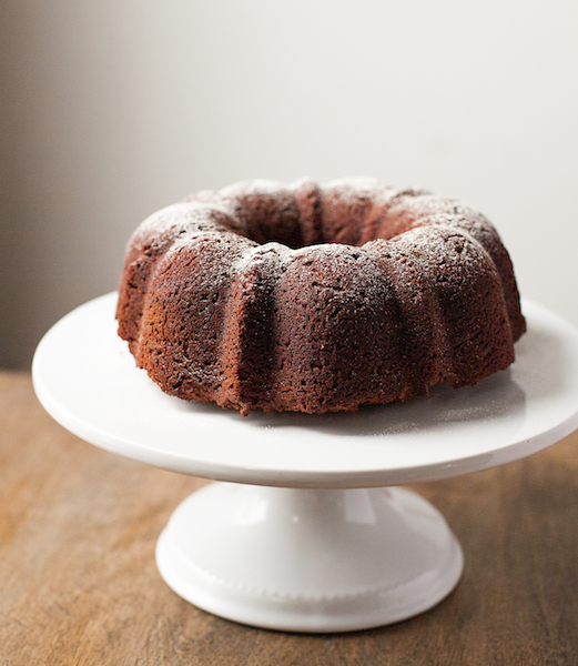 Torta de fecha de avellana con canela - Un batidor calculado