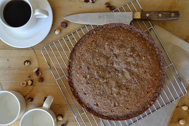 Pastel de Café con Nueces y Avellanas