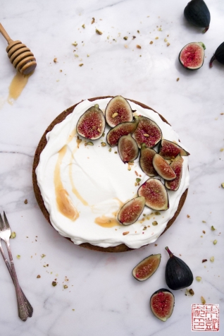 Pastel de Higo y Miel con Crema Fraiche Crema Batida