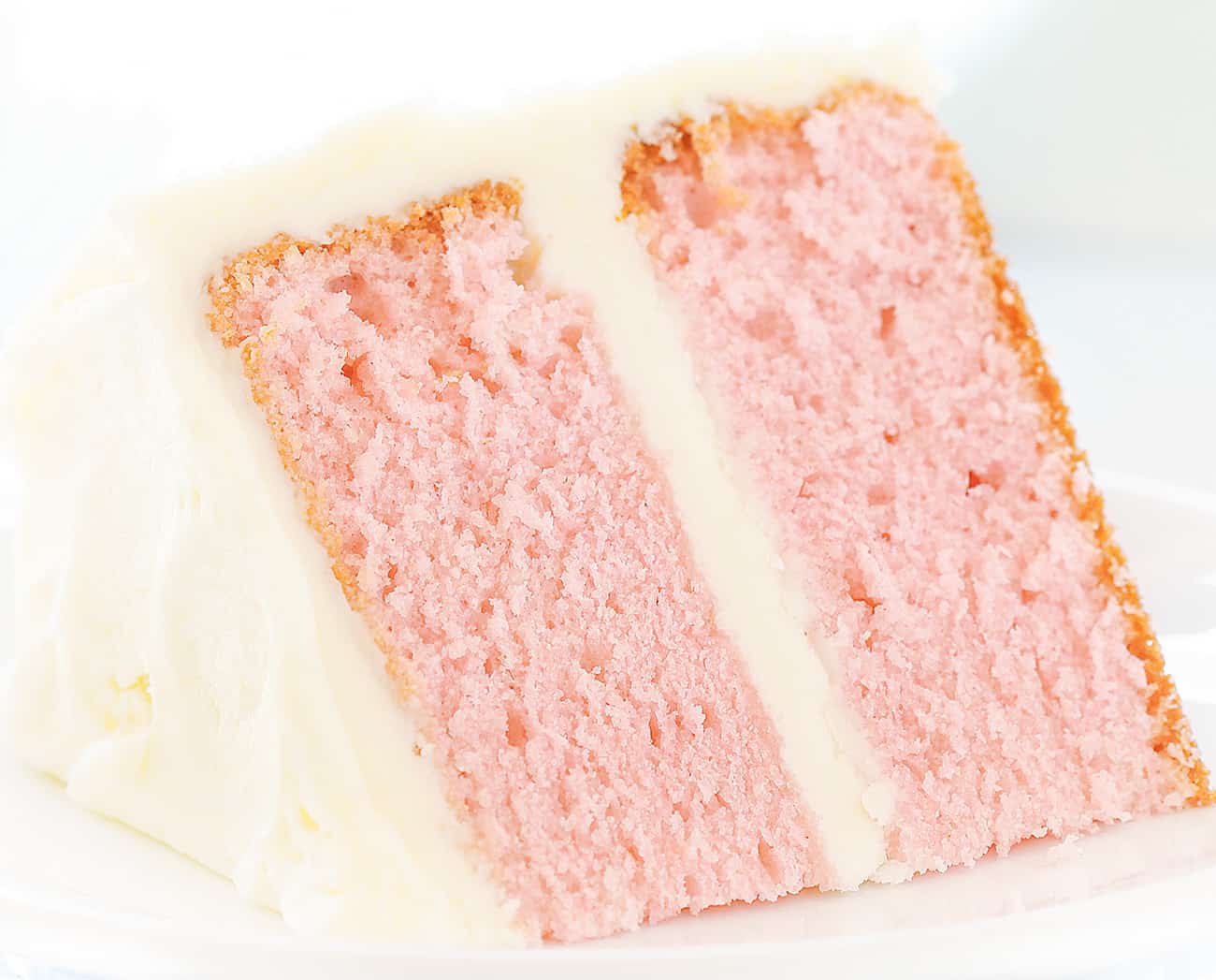 Pastel de terciopelo rosa de un tazĂłn