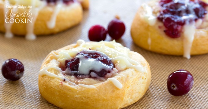 Pasteles de queso y crema de arándanos