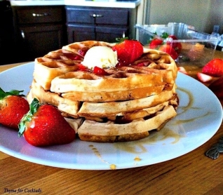 Triple waffles de fresa