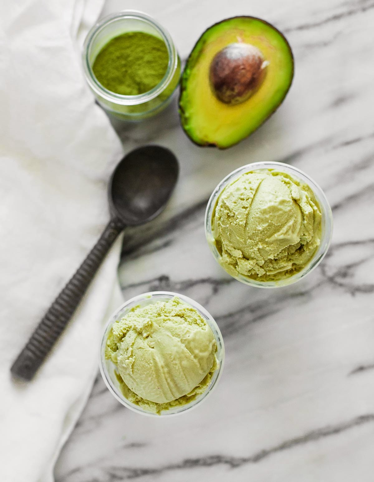 Helado de aguacate Matcha - Un batidor calculado