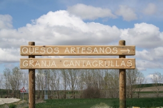 Granja Cantagrullas: Queso Artesanal En Valladolid