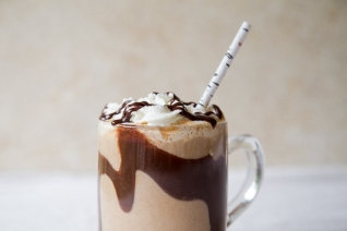 Homemade Pumpkin Spice Lattes { mocha version!}