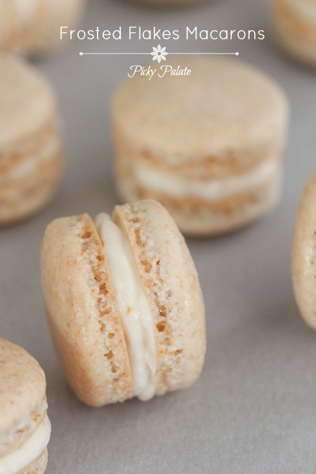 Frosted Flakes Macarons de