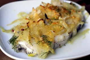 Merluza Encebollada Con Eneldo Con Cebolla Y Eneldo