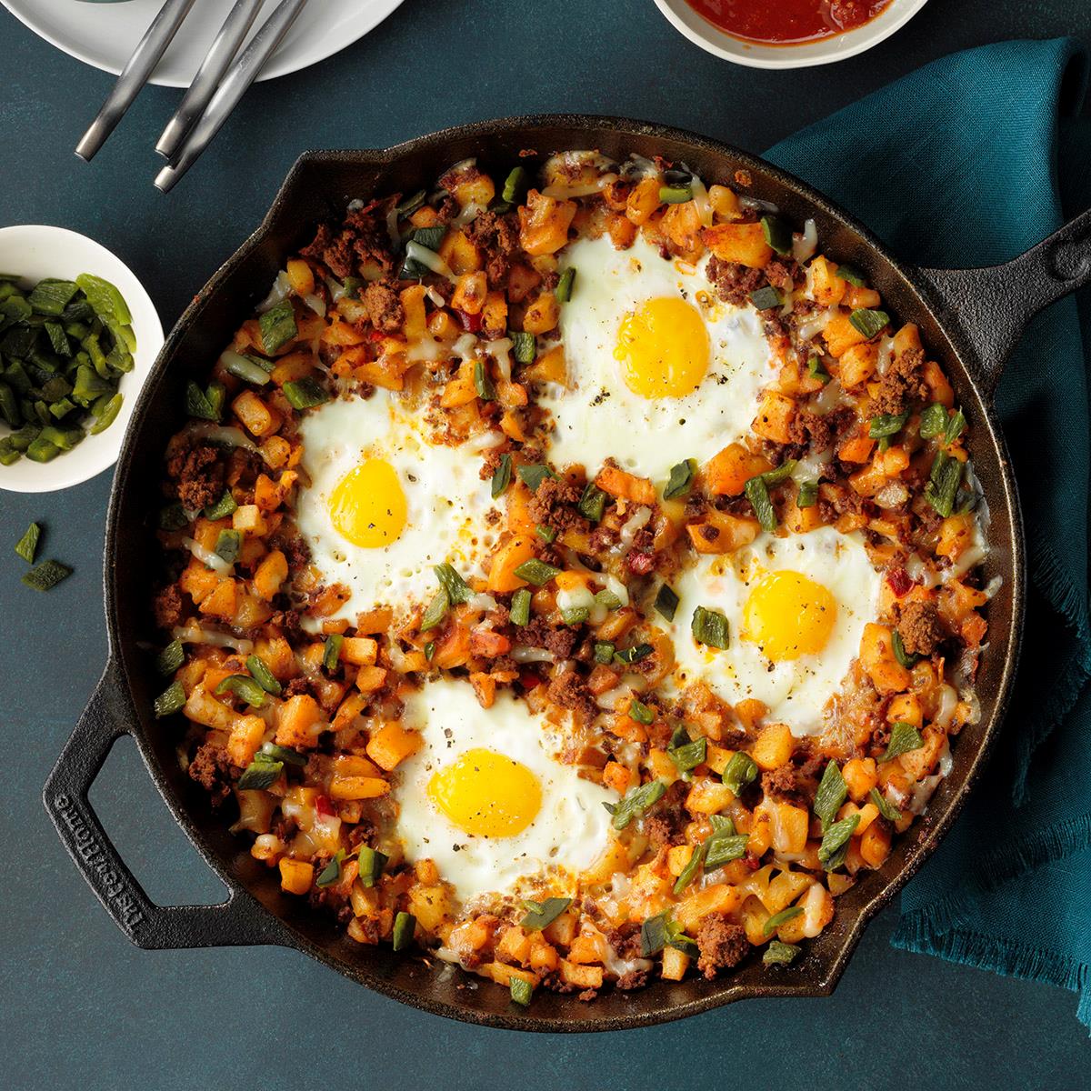 Receta de Rancheros Huevos Cargados con Pimientos Poblanos Asados
