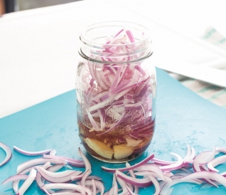 Cebollas en escabeche rápido