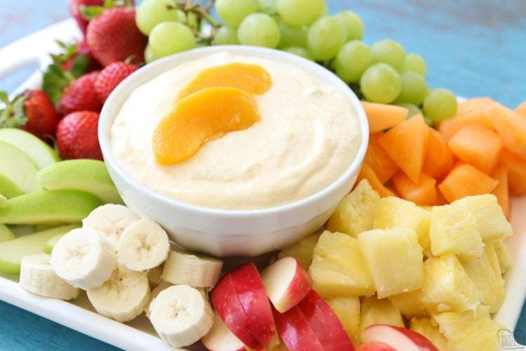 PEQUEÑOS Y CREMA DE FRUTAS DIP