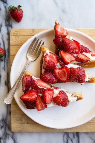 Tostada De Tarta De Queso De Fresa