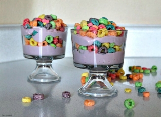 Parfaits de desayuno con sabor a fruta