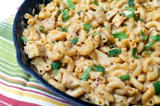 Sartén De Pollo Y Queso De Chipotl