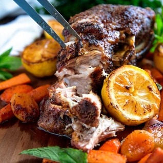 Cerdo asado lento marroquí