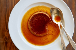 Flan de pan de jengib