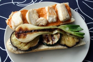 Receta: Salsa Romesco & # 038; Sandwich De Verduras Asadas