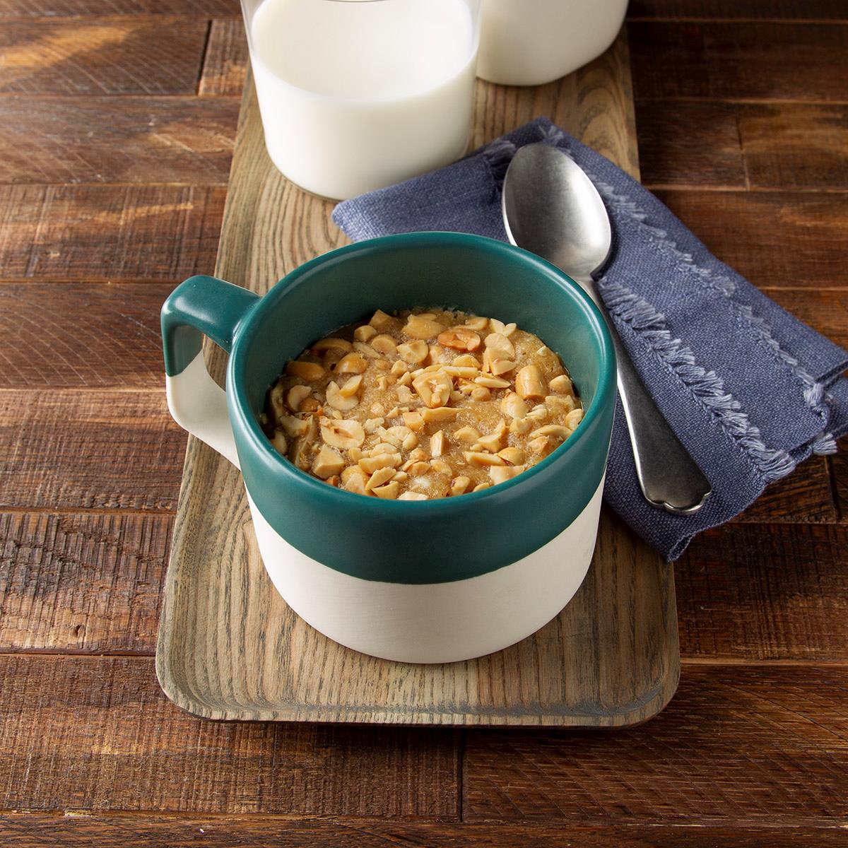 Receta de galleta de mantequilla de maní en una taza