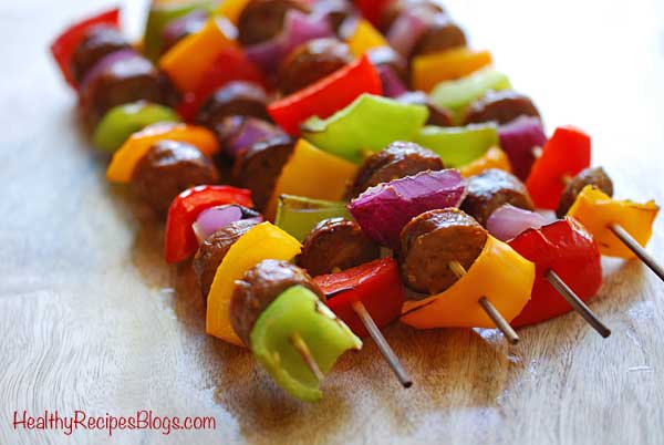 Brochetas de salchicha