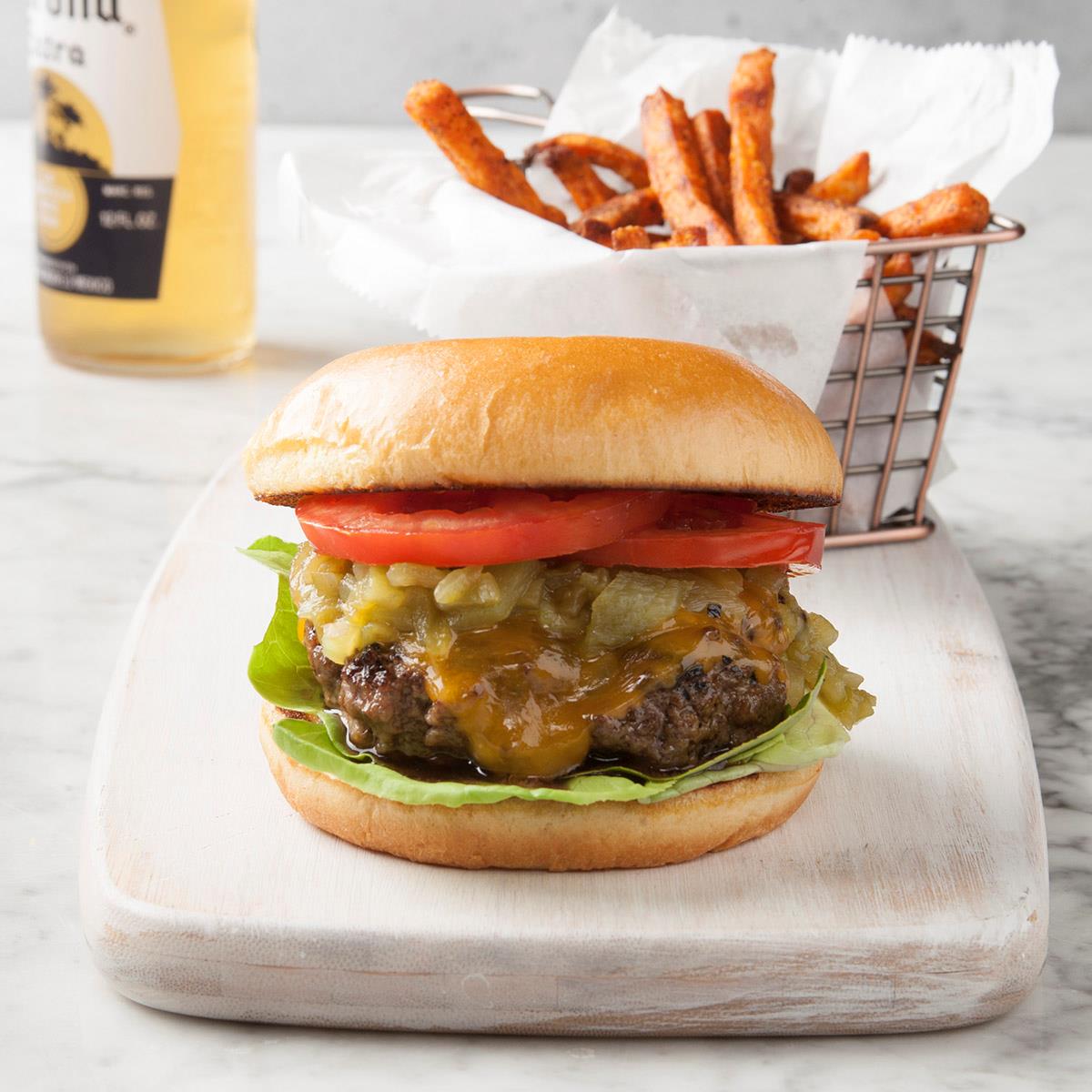 Receta de hamburguesas con queso verde chile