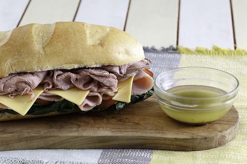 sub salsa y un sub sandwich